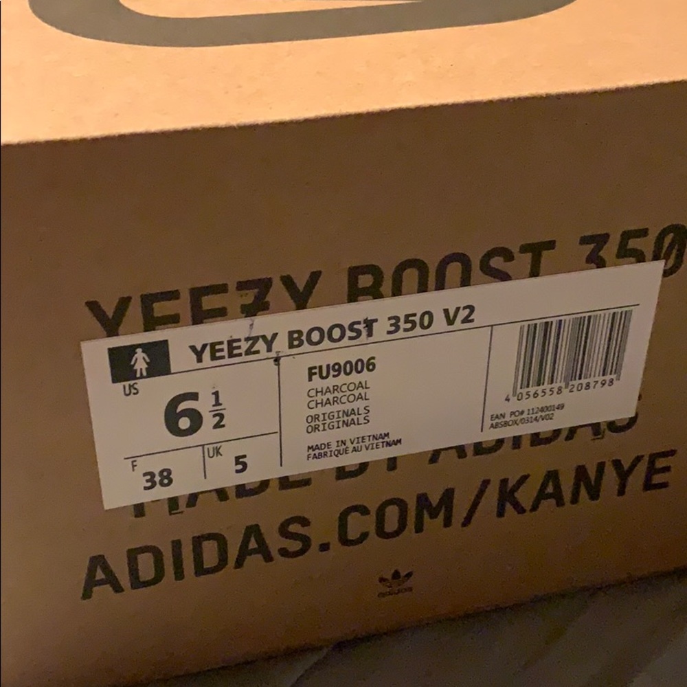 YEEZY